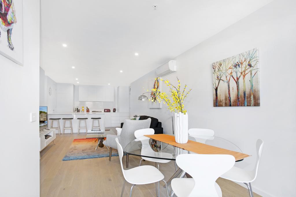 ☆ Heart Of St Kilda ☆ Infinity Pool+Parking+Wifi Lejlighed Melbourne Eksteriør billede