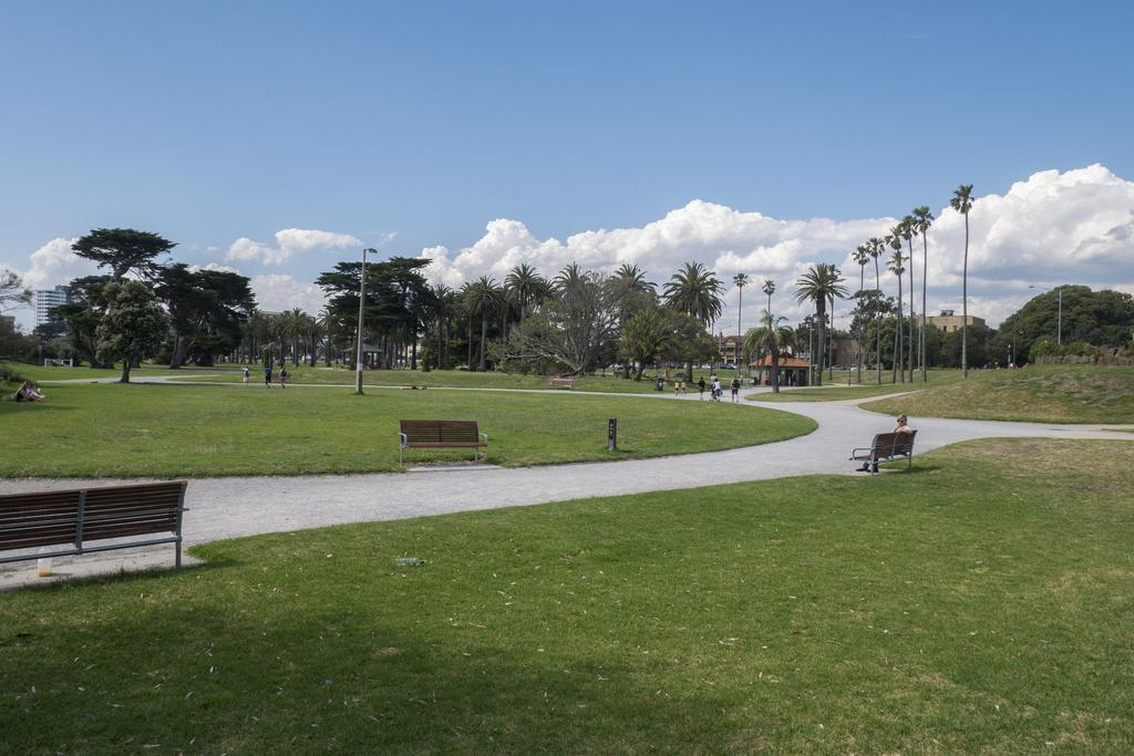 ☆ Heart Of St Kilda ☆ Infinity Pool+Parking+Wifi Lejlighed Melbourne Eksteriør billede